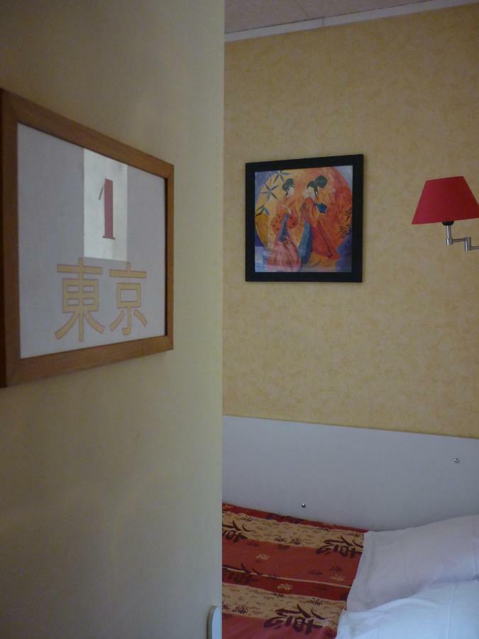 לורדה Hotel Du Centre מראה חיצוני תמונה